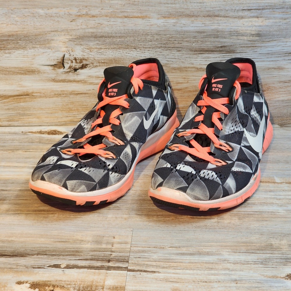Nike Free TR Fit 5 Womens Training Shoes Black Lava Glow 704695-006 Size 8